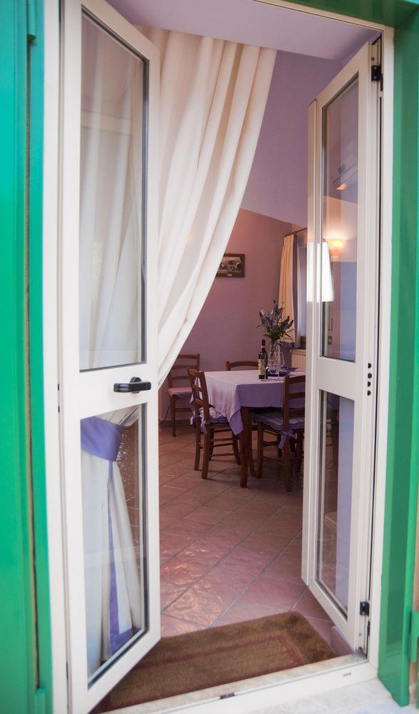 Apartmán Tetto Fiorito Castellammare di Stabia Exteriér fotografie