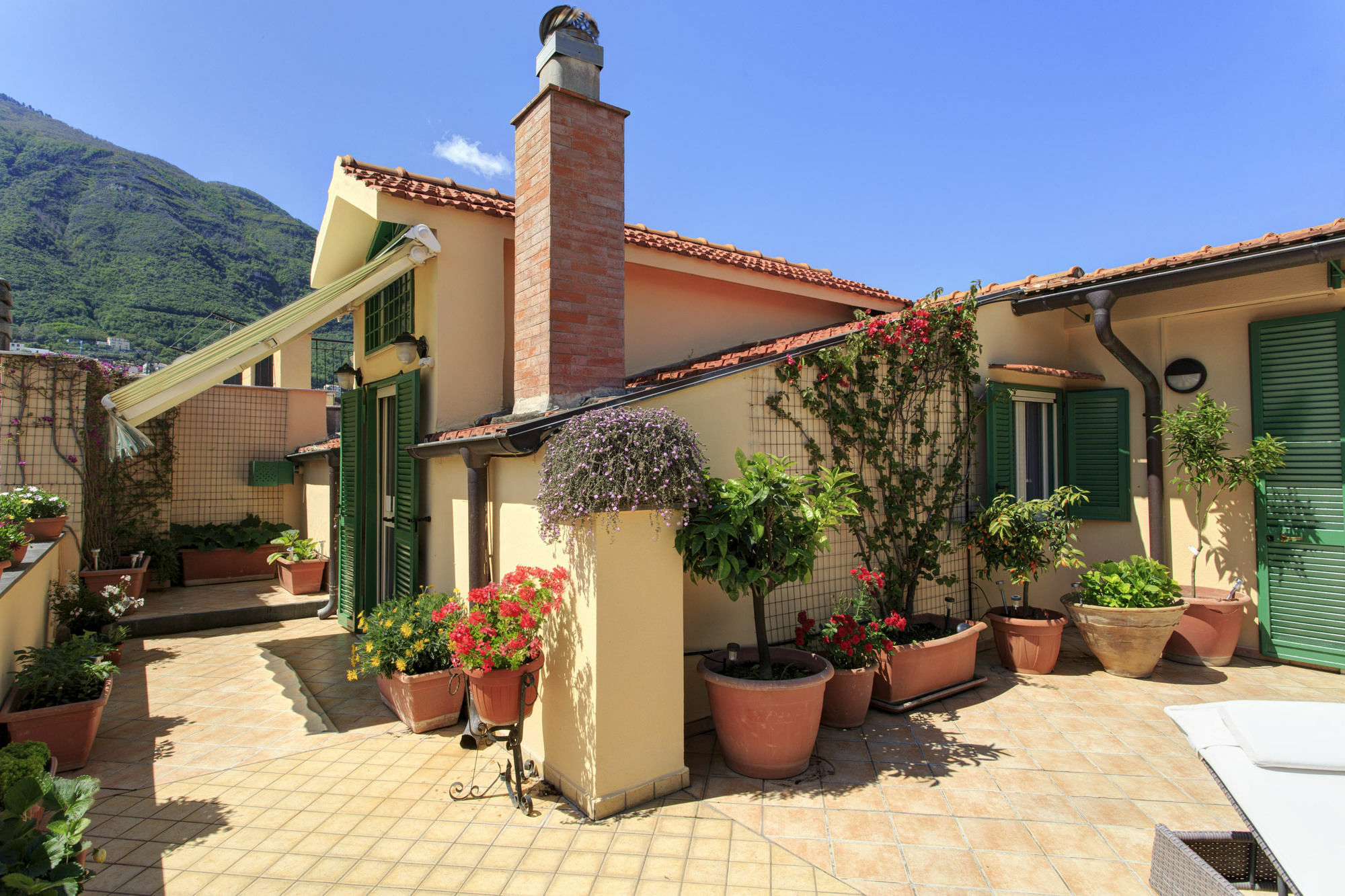 Apartmán Tetto Fiorito Castellammare di Stabia Exteriér fotografie